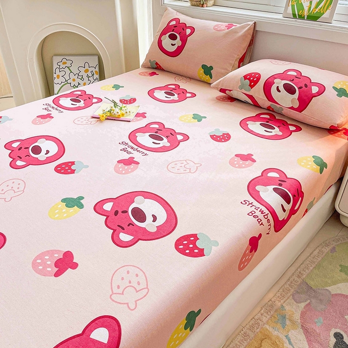 91家纺网 家纺一手货源 找家纺 晓时候2025新款老粗布床笠凉席 草莓熊