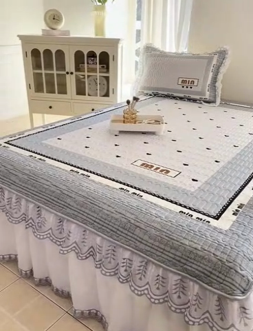 91家纺网 家纺一手货源 找家纺 麋兔 2025新款冰丝床裙乳胶凉席席子 沐香