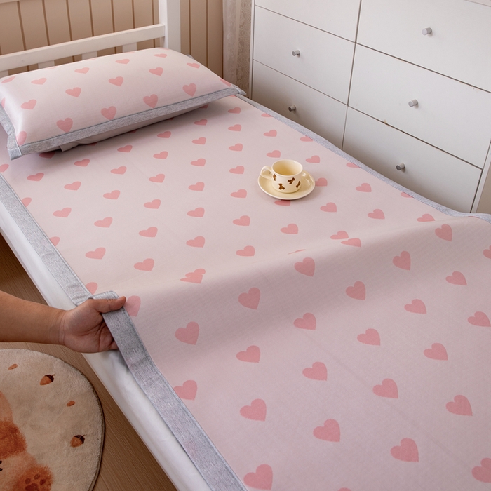 91家纺网 家纺一手货源 找家纺 凌云 2025新款学生宿舍提花凉感冰丝席 甜心-粉