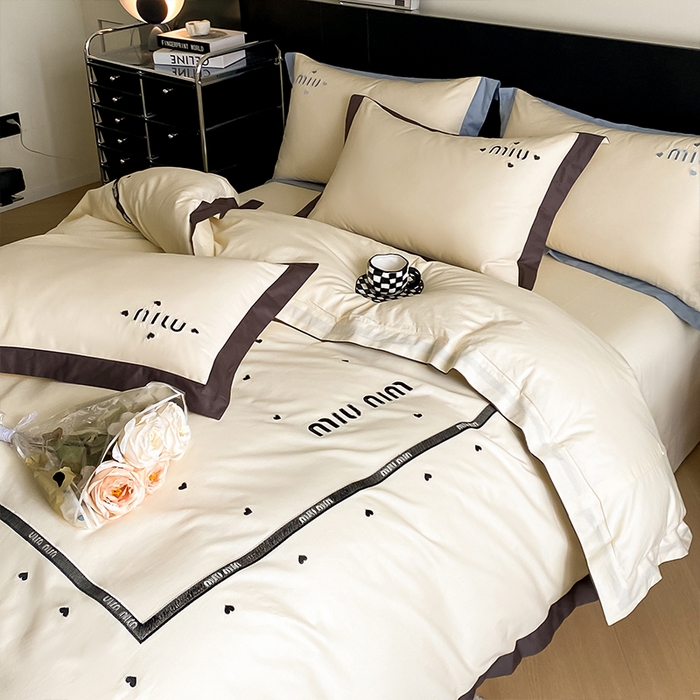 91家纺网 家纺一手货源 找家纺 理想家家纺 2025新款水洗真丝缪缪云朵棉四件套 缪缪-咖