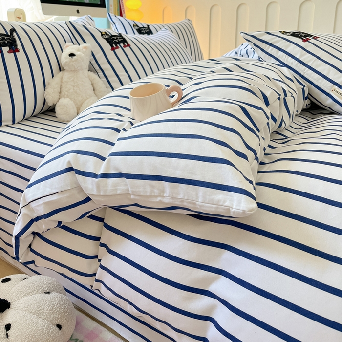 91家纺网 家纺一手货源 找家纺 雅居纺家纺 2025春夏新款全棉纯棉绣花老粗布四件套 小猫咪