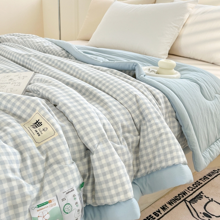 91家纺网 家纺一手货源 找家纺 爱宝被业 2025新款A类无印风针织棉新疆棉花夏被 浅唱