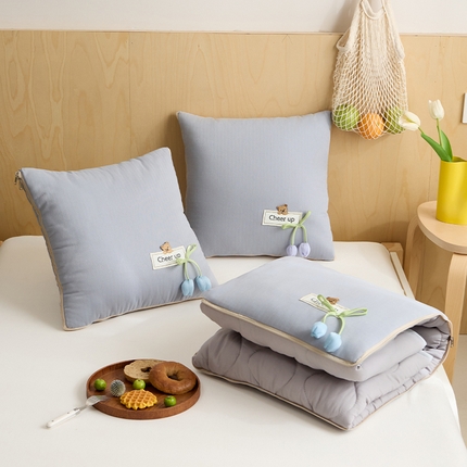 91家纺网 家纺一手货源 找家纺 枕芯真意 2025新款小清新全棉多功能郁金香抱枕被 郁金香-冰川灰