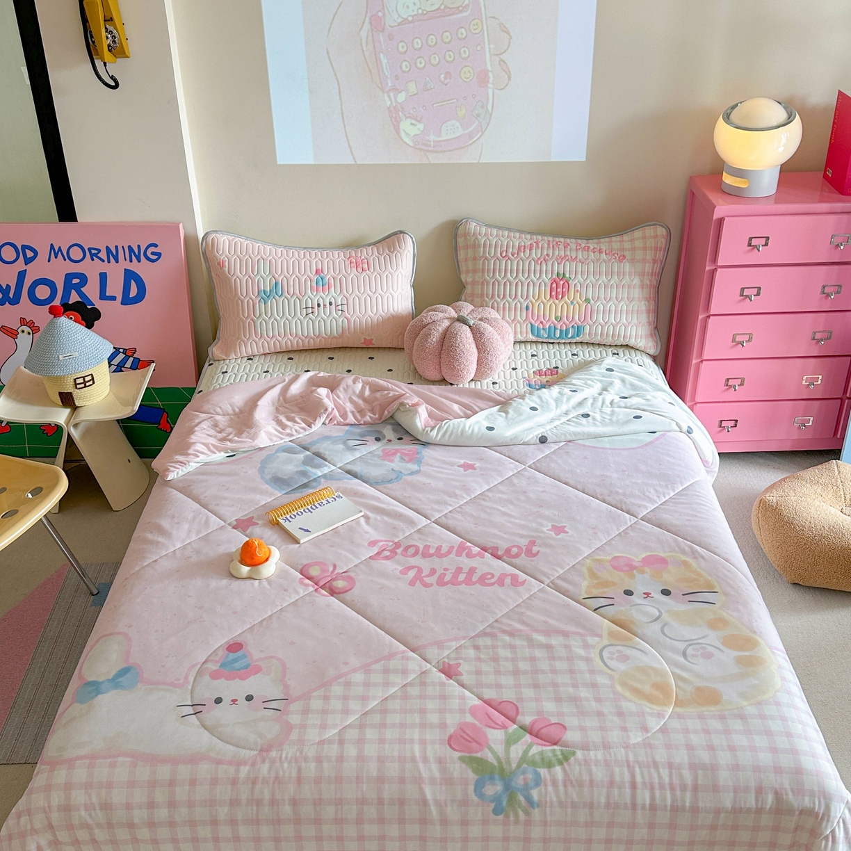 91家纺网 家纺一手货源 找家纺 美乐迪家纺2025新款凉感丝乳胶凉席夏被夏凉被空调被 猫咪聚会