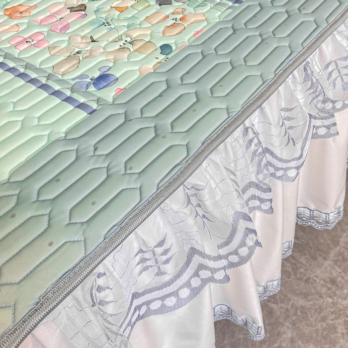 91家纺网 家纺一手货源 找家纺 麋兔 2025新款冰丝床裙乳胶凉席席子 雨花