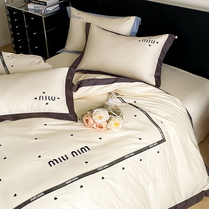 91家纺网 家纺一手货源 找家纺 理想家家纺 2025新款水洗真丝缪缪云朵棉四件套 缪缪-咖