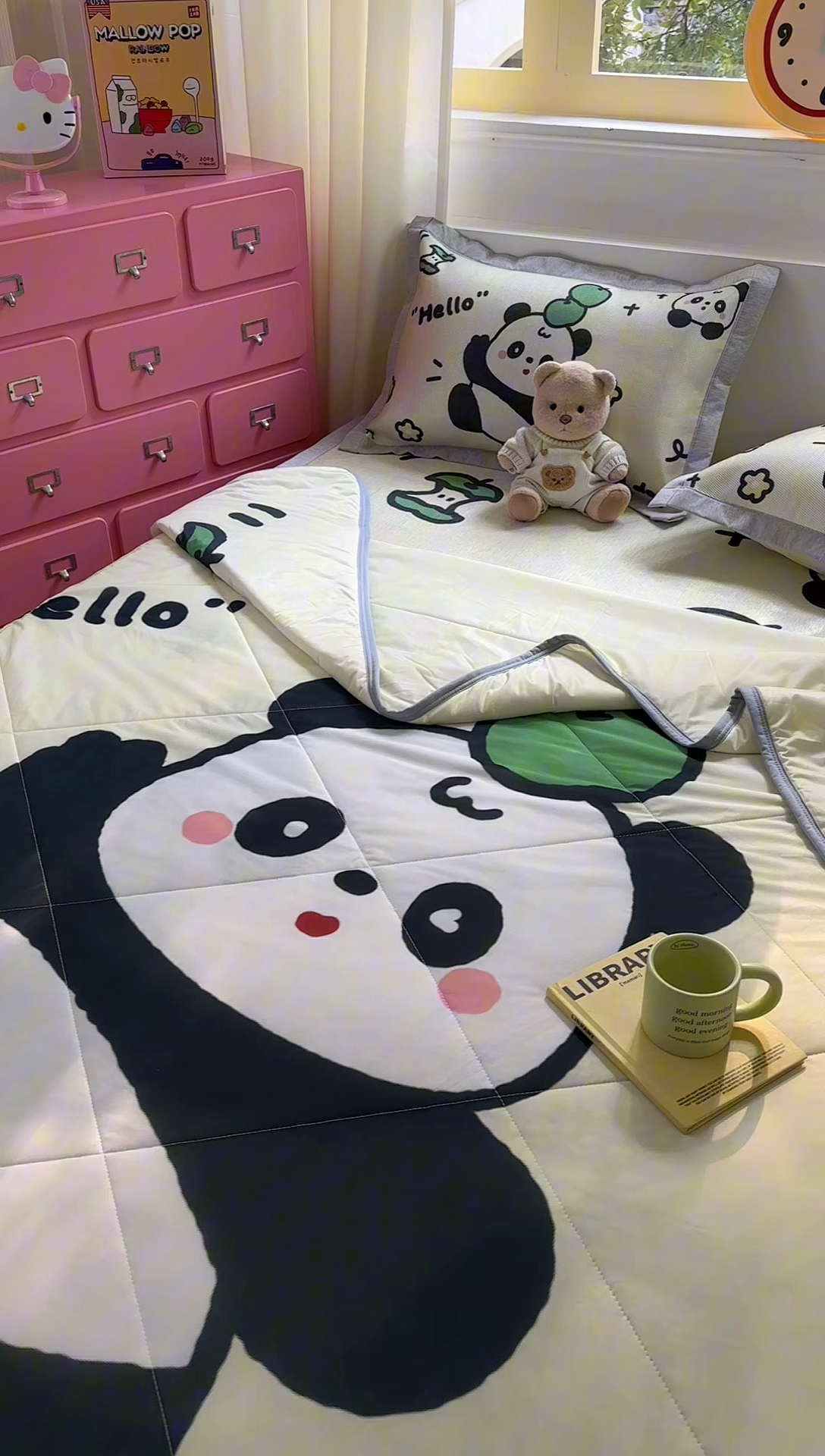 91家纺网 家纺一手货源 找家纺 希诺2025新款大版卡通凉感丝夏被冰感空调被子被芯 可爱熊猫