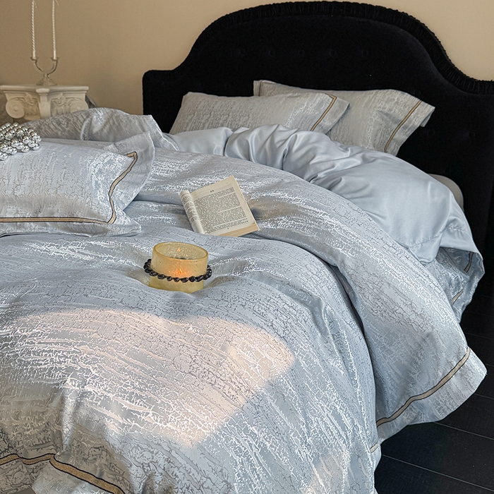 91家纺网 家纺一手货源 找家纺 优悦生活馆 2025新款冰丝亮丝提花四件套-白月光 水波蓝