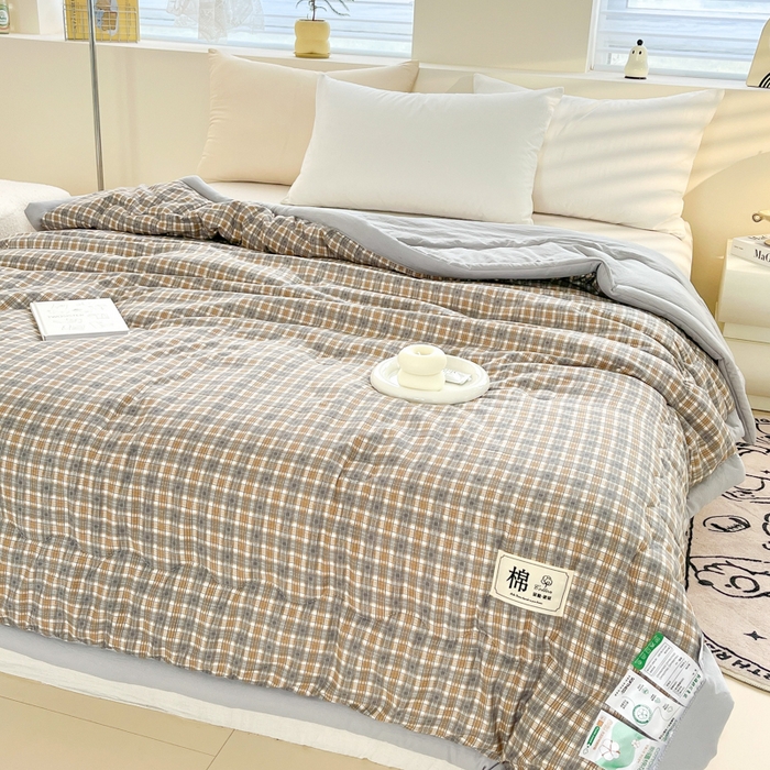 91家纺网 家纺一手货源 找家纺 （总）爱宝被业 2025新款A类无印风针织棉新疆棉花夏被