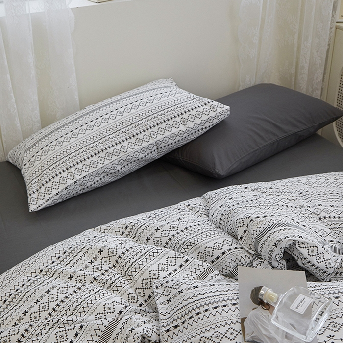 91家纺网 家纺一手货源 找家纺 花西夫人2025新款13372纯棉印花全棉四件套床单床笠款波西米亚-高级灰