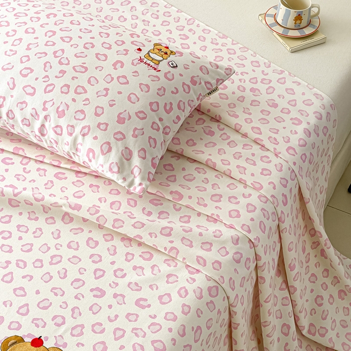 91家纺网 家纺一手货源 找家纺 雅居纺家纺 2025春夏新款全棉纯棉绣花A类老粗布单床单床单单件 可爱熊