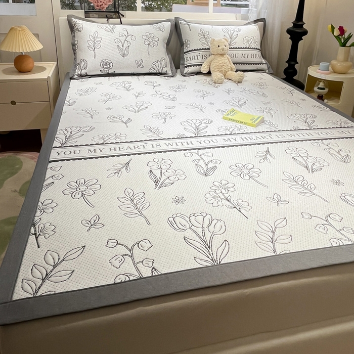 91家纺网 家纺一手货源 找家纺 雅居纺家纺 2025春夏新款A类加厚三明治底提花凉感席床席款 复古花园