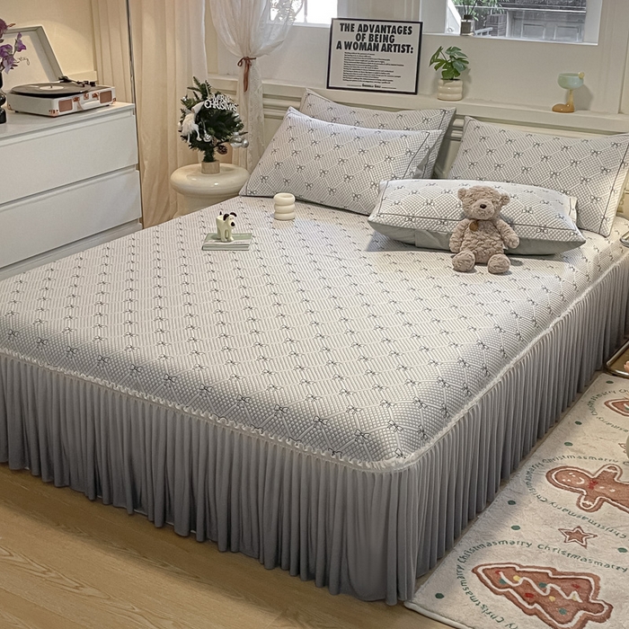 91家纺网 家纺一手货源 找家纺 雅居纺家纺 2025新款加厚三明治底床裙款凉感席 蝴蝶结爱恋-灰