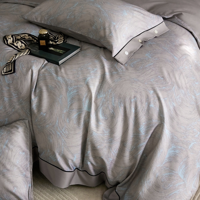 91家纺网 家纺一手货源 找家纺 金奇达2025新款【浮光花漾】-茧养莱赛尔四件套（标准号全网控价（折后券后）不低于258元） 罗宾灰