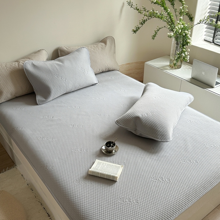 91家纺网 家纺一手货源 找家纺 凉百百 2025新款3D豆豆凉感凉席系列-小米粒 高级灰