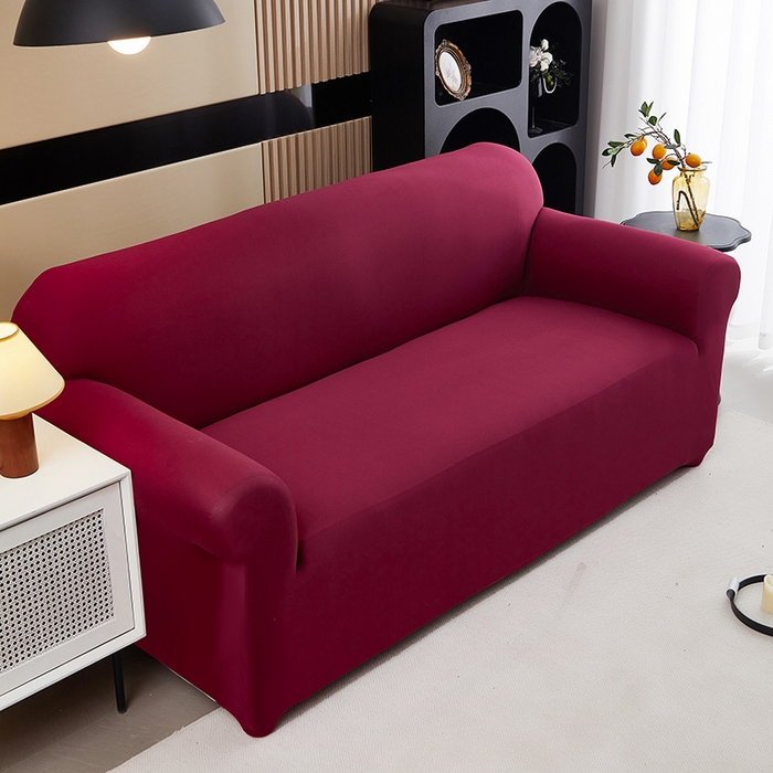 91家纺网 家纺一手货源 找家纺 共鸣沙发套 新款牛奶丝覆膜防水纯色系列沙发套 酒红色