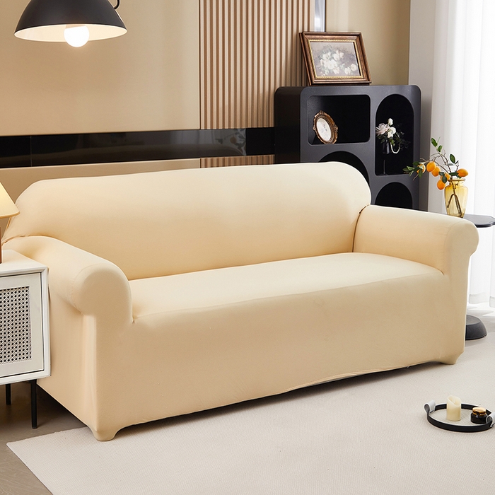 91家纺网 家纺一手货源 找家纺 共鸣沙发套 新款牛奶丝覆膜防水纯色系列沙发套 米白色