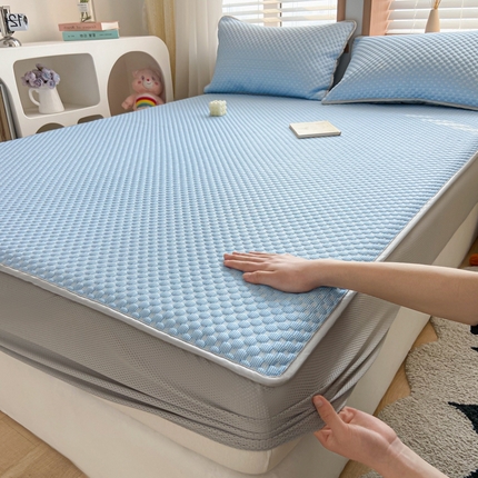 卡伦家纺2025新款凉感丝凉豆豆凉席床笠系列 天青蓝