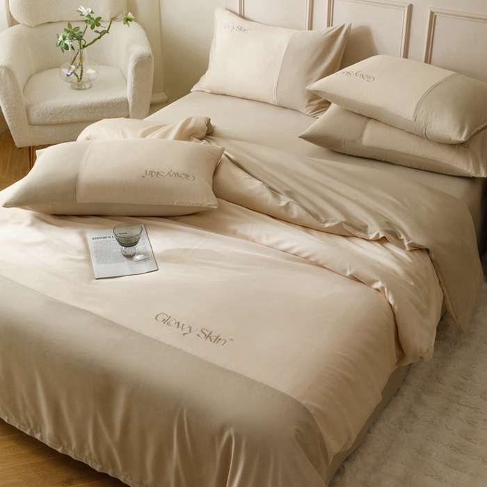 91家纺网 家纺一手货源 找家纺 金奇达2025新款【黛拉】-茧养莱赛尔四件套（标准号全网控价（折后券后）不低于228元） 黛拉-云母咖