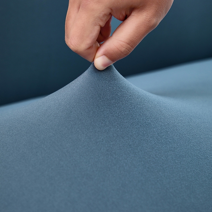 91家纺网 家纺一手货源 找家纺 共鸣沙发套 新款牛奶丝覆膜防水纯色系列沙发套 孔雀蓝