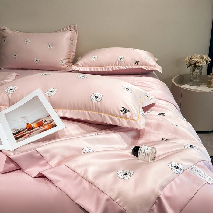 91家纺网 家纺一手货源 找家纺 佳品居 2025新款直播水洗天丝夏被冰丝夏凉被空调被四件套 香格丽粉