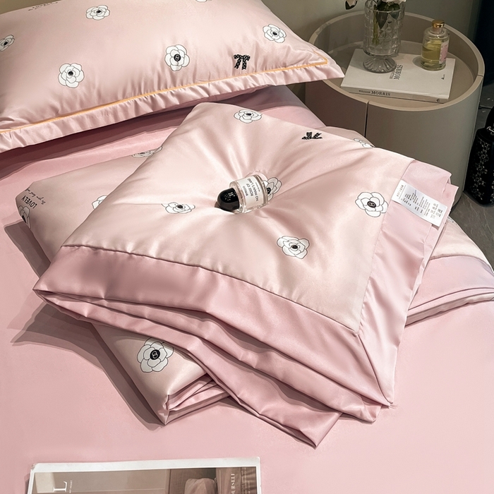 91家纺网 家纺一手货源 找家纺 佳品居 2025新款直播水洗天丝夏被冰丝夏凉被空调被四件套 香格丽粉