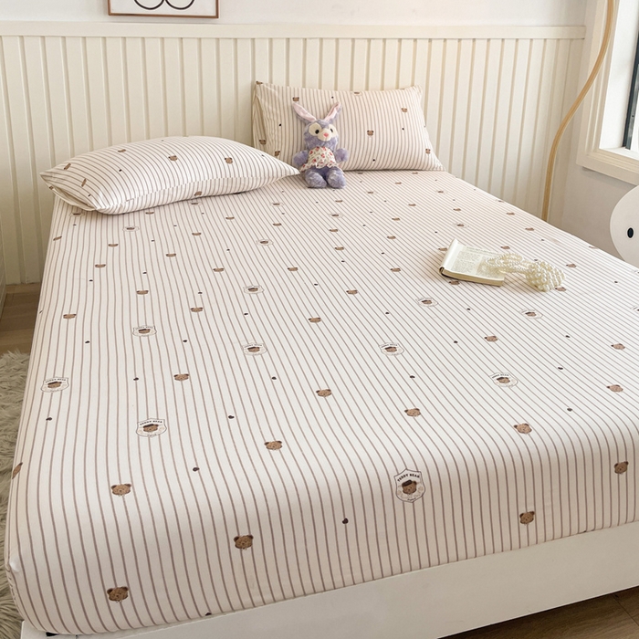 91家纺网 家纺一手货源 找家纺 芯元素 2025新款针织双层纱印花床笠 绅士小熊