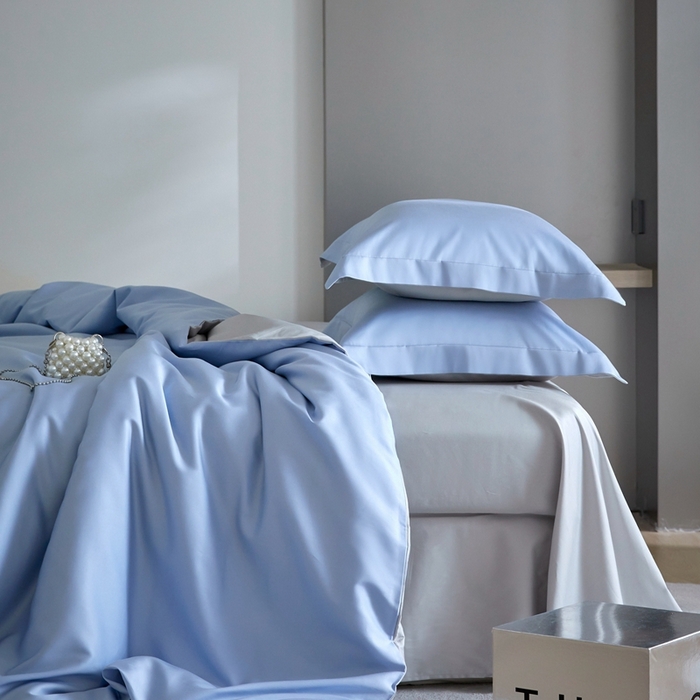 91家纺网 家纺一手货源 找家纺 金奇达2025新款【可芙】-轻氧水光天丝棉四件套（标准号全网控价（折后券后）不低于238元） 可芙-蓝+灰