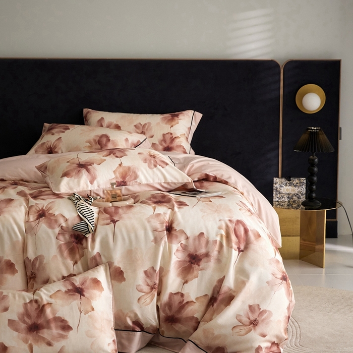 91家纺网 家纺一手货源 找家纺 金奇达2025新款【浮光花漾】-茧养莱赛尔四件套（标准号全网控价（折后券后）不低于258元） 南栀-卓雅粉