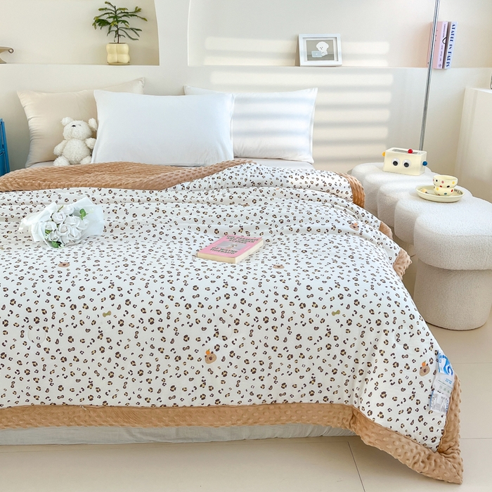 91家纺网 家纺一手货源 找家纺 爱宝被业 2025新款豆豆夏被 卡皮巴拉