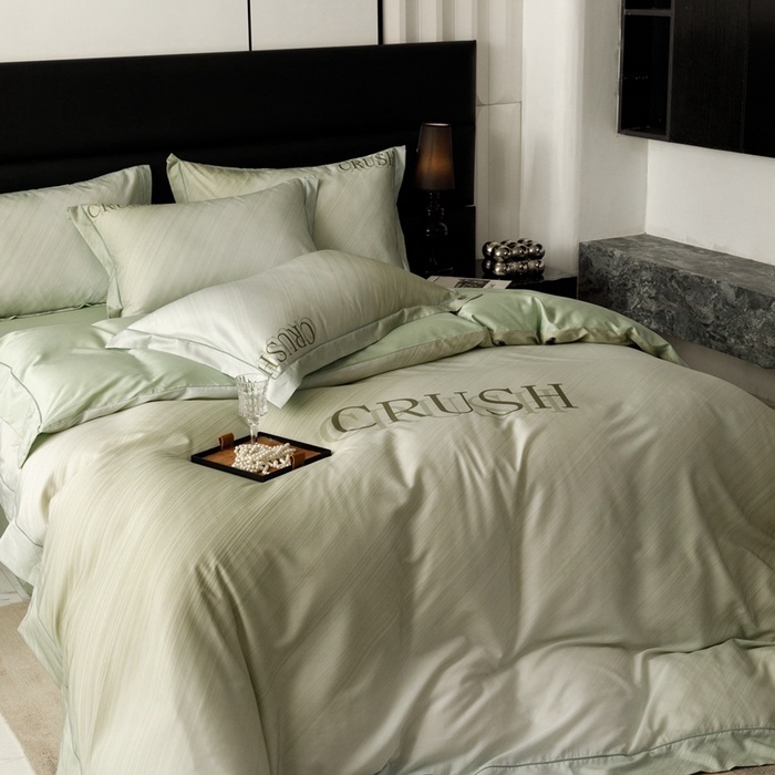 91家纺网 家纺一手货源 找家纺 金奇达2025新款【露娜】-轻氧水光天丝棉四件套（标准号全网控价（折后券后）不低于298元） 露娜-复古绿