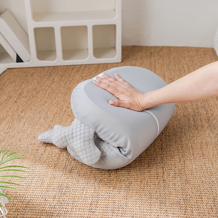 91家纺网 家纺一手货源 找家纺  2025新款慢回弹冰豆凉枕枕头枕芯 鲸鱼冰枕-灰