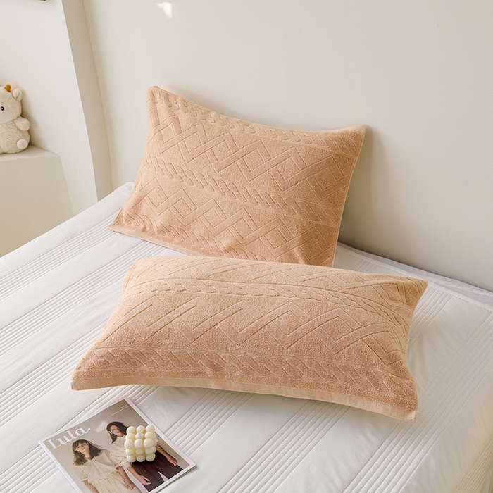 91家纺网 家纺一手货源 找家纺 悦然毛巾被 2025新款全棉老式枕巾毛圈款 旧时光咖啡一只