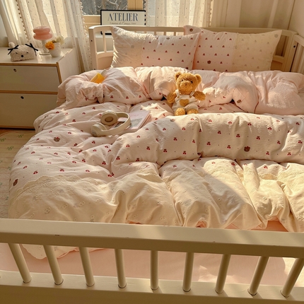 顾里2025新款蕾丝花边云感双层纱套件四件套 樱桃小熊