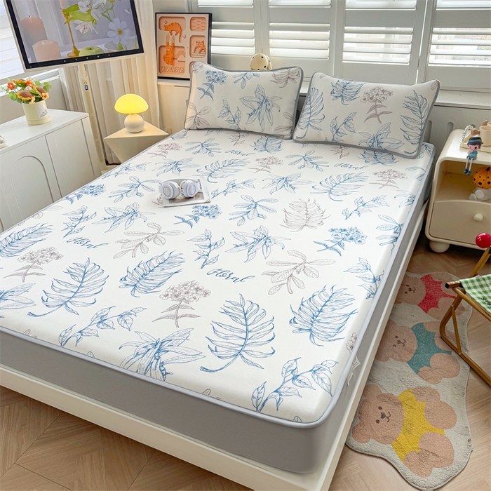 91家纺网 家纺一手货源 找家纺 雯豆家纺 2025夏季新品碳光冰丝凉席床笠款三件套印花小清新绑带冰丝席床罩 碳光冰丝席-床笠款-迷失