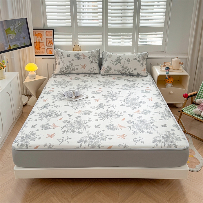 91家纺网 家纺一手货源 找家纺 雯豆家纺 2025夏季新品碳光冰丝凉席床笠款三件套印花小清新绑带冰丝席床罩 碳光冰丝席-床笠款-笔墨书香