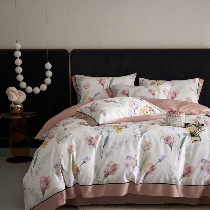 91家纺网 家纺一手货源 找家纺 金奇达2025新款【浮光花漾】-茧养莱赛尔四件套（标准号全网控价（折后券后）不低于258元） 悦颜粉