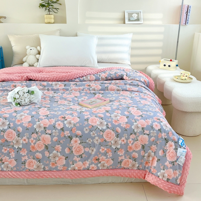 91家纺网 家纺一手货源 找家纺 爱宝被业 2025新款豆豆夏被 爱的花海