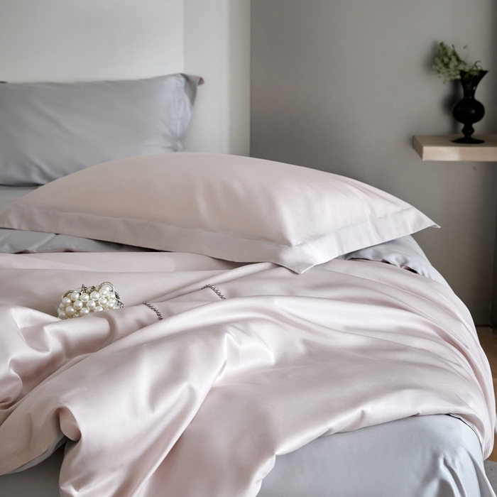 91家纺网 家纺一手货源 找家纺 金奇达2025新款【可芙】-轻氧水光天丝棉四件套（标准号全网控价（折后券后）不低于238元） 可芙-粉+灰