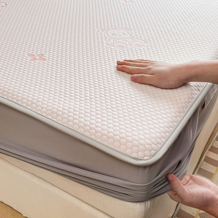 卡伦2025新款凉感丝凉豆豆凉席床笠提花系列 凉豆豆-小熊粉