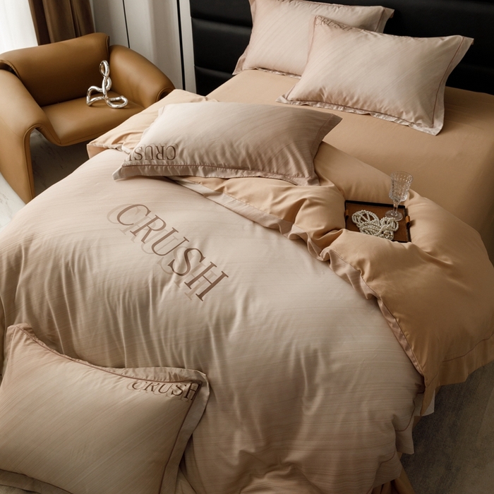 91家纺网 家纺一手货源 找家纺 金奇达2025新款【露娜】-轻氧水光天丝棉四件套（标准号全网控价（折后券后）不低于298元） 露娜-咖茶色