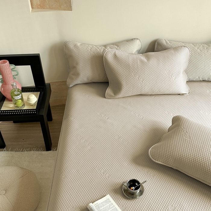 91家纺网 家纺一手货源 找家纺 凉百百 2025新款3D豆豆凉感凉席系列-小米粒 香槟