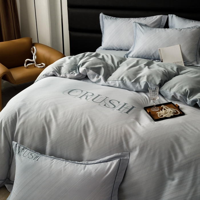 91家纺网 家纺一手货源 找家纺 金奇达2025新款【露娜】-轻氧水光天丝棉四件套（标准号全网控价（折后券后）不低于298元） 露娜-名望蓝