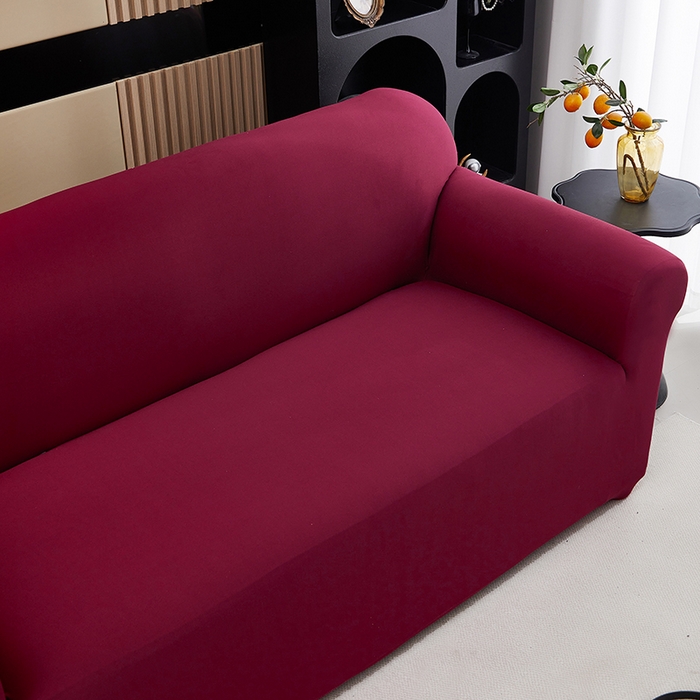 91家纺网 家纺一手货源 找家纺 共鸣沙发套 新款牛奶丝覆膜防水纯色系列沙发套 酒红色