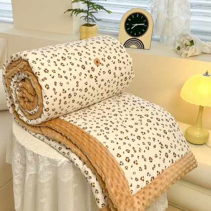 爱宝被业 2025新款豆豆夏被 卡皮巴拉