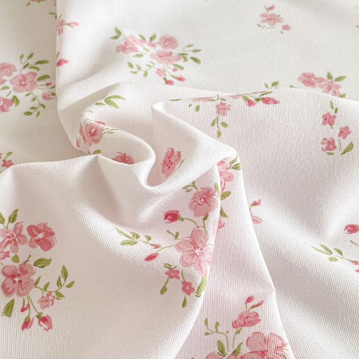 91家纺网 家纺一手货源 找家纺 芯元素 2025新款针织双层纱印花床笠 花朝如约