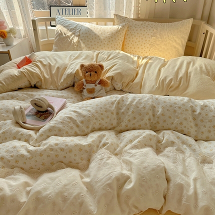 91家纺网 家纺一手货源 找家纺 （总）顾里2025新款蕾丝花边云感双层纱套件四件套