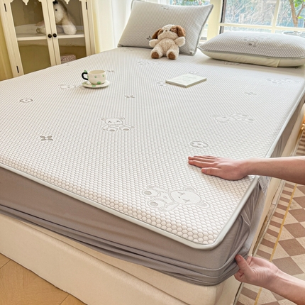 卡伦2025新款凉感丝凉豆豆凉席床笠提花系列 凉豆豆-小熊灰