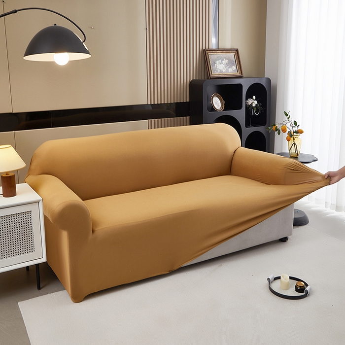 91家纺网 家纺一手货源 找家纺 共鸣沙发套 新款牛奶丝覆膜防水纯色系列沙发套 焦糖色