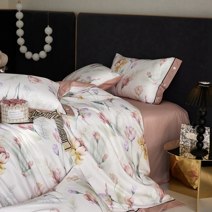 91家纺网 家纺一手货源 找家纺 金奇达2025新款【浮光花漾】-茧养莱赛尔四件套（标准号全网控价（折后券后）不低于258元） 悦颜粉